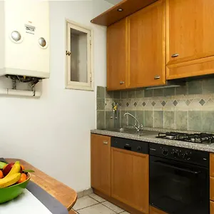 https://appartamento-con-vista-su-roma.it-romehotels.com
